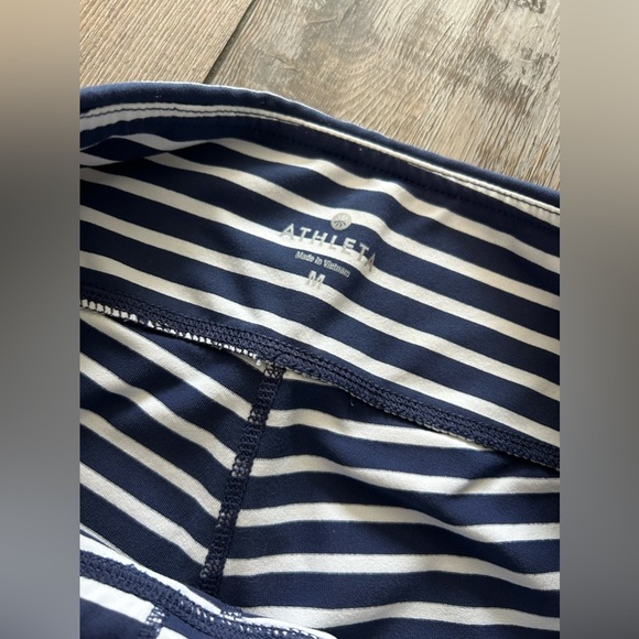 Athleta Chaturanga Navy & White Striped Cropped capri Leggings - Picture 4 of 4